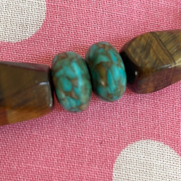 Semi precious tigers eye and turquoise chunky statement piece. Adjustable - Picture 3 of 6